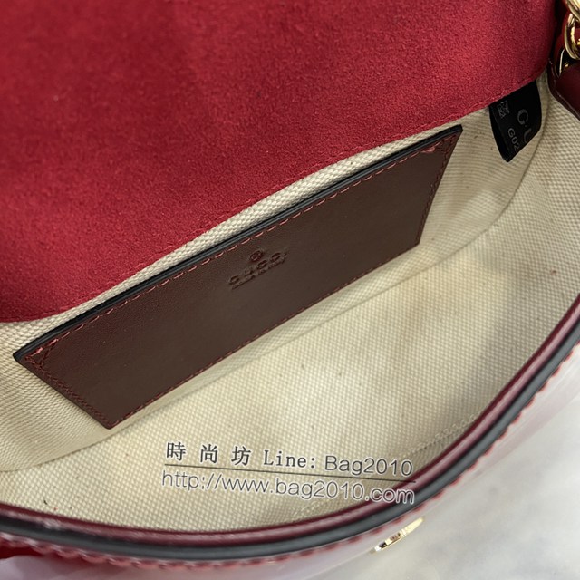 Gucci專櫃古馳最新款Blondie系列迷你肩背包女士鏈條挎包 jh2167型號：815711